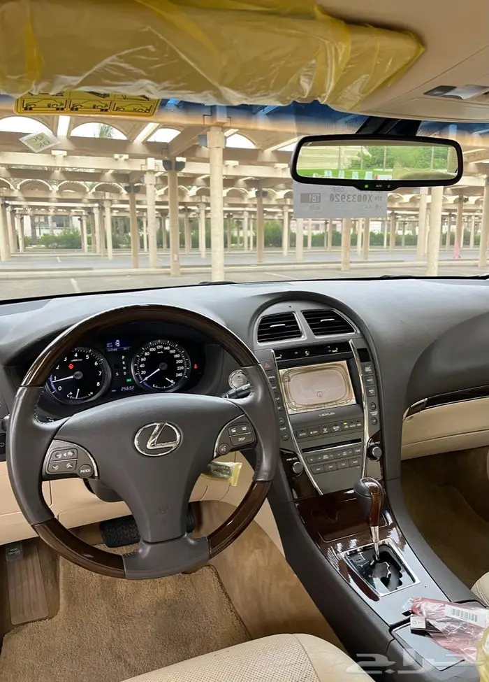 LEXUS ES350 مخزن 2011 4