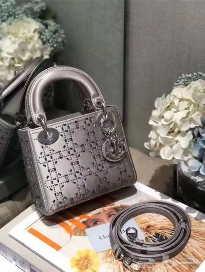 شنط ساعات نظارات 42