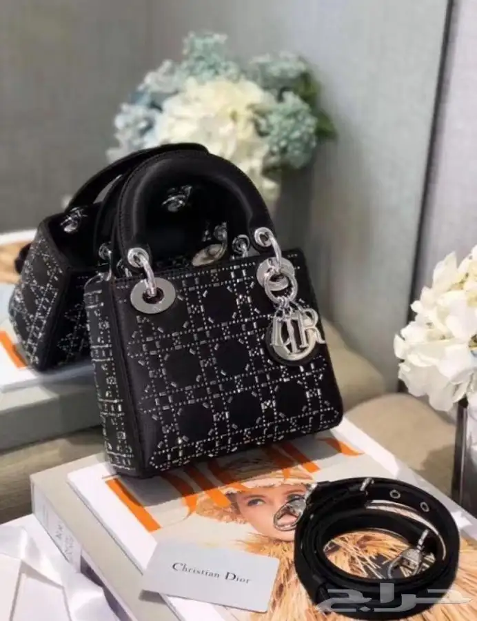 شنط ساعات نظارات 22