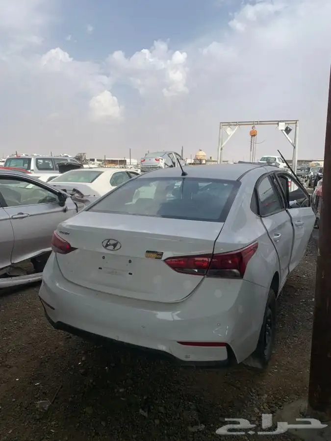 اكسنت 2020 قطع غيار تشليح فقط 1