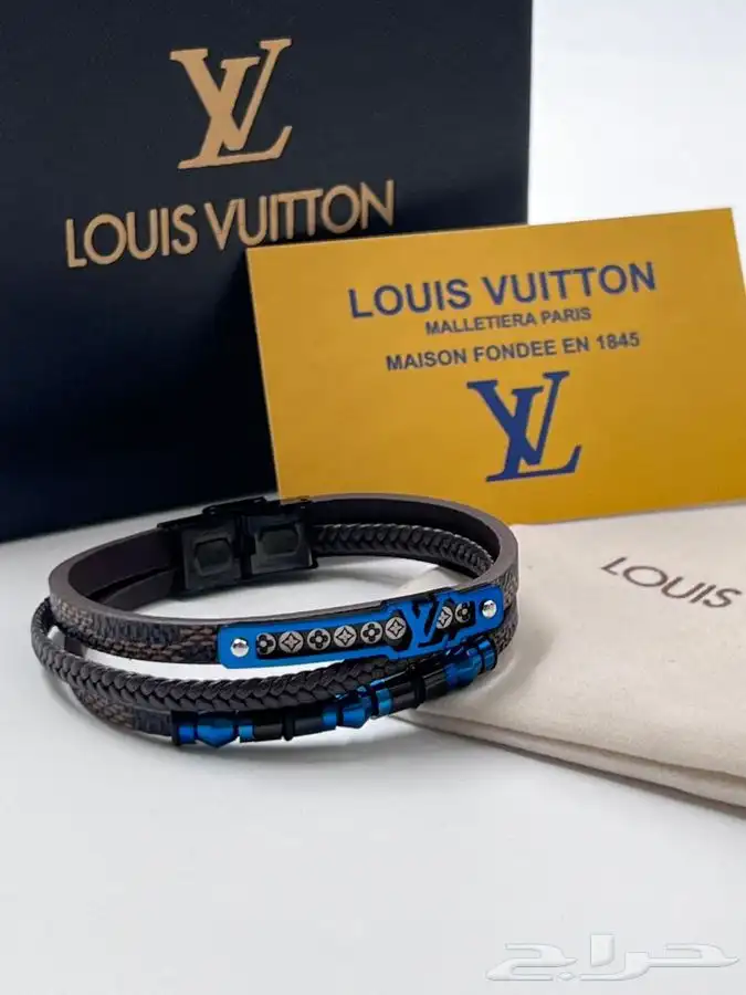 نظارات واساور 83