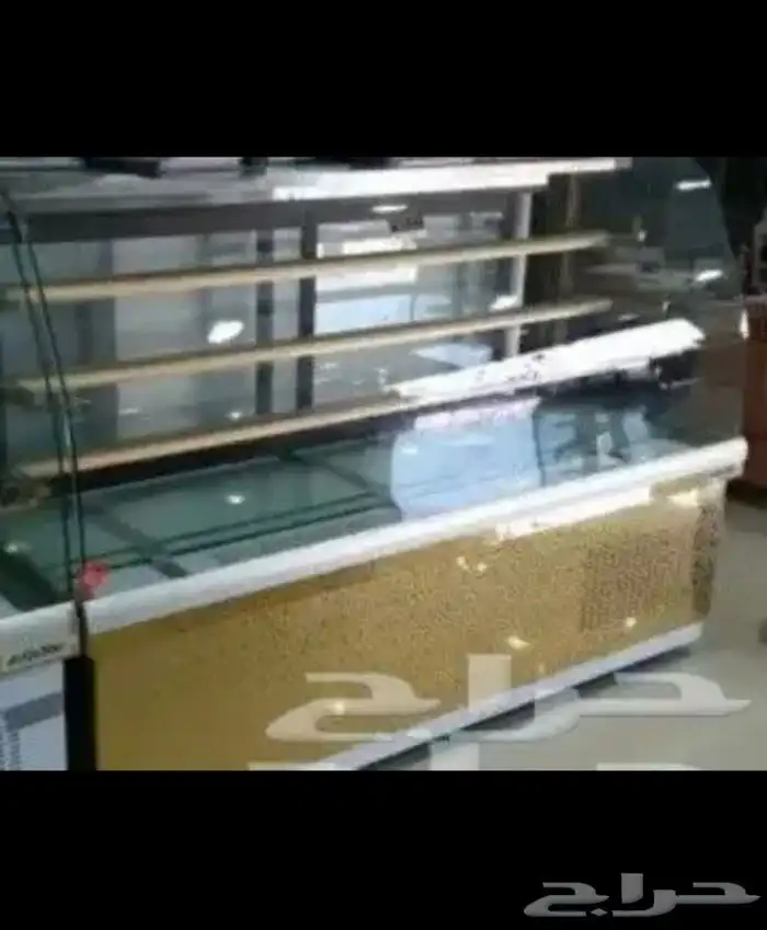 ثلاجات عرض ALFURAT للحلويات ذهبي 3