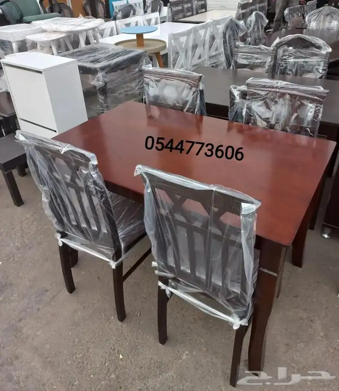 طاولة طعام 15