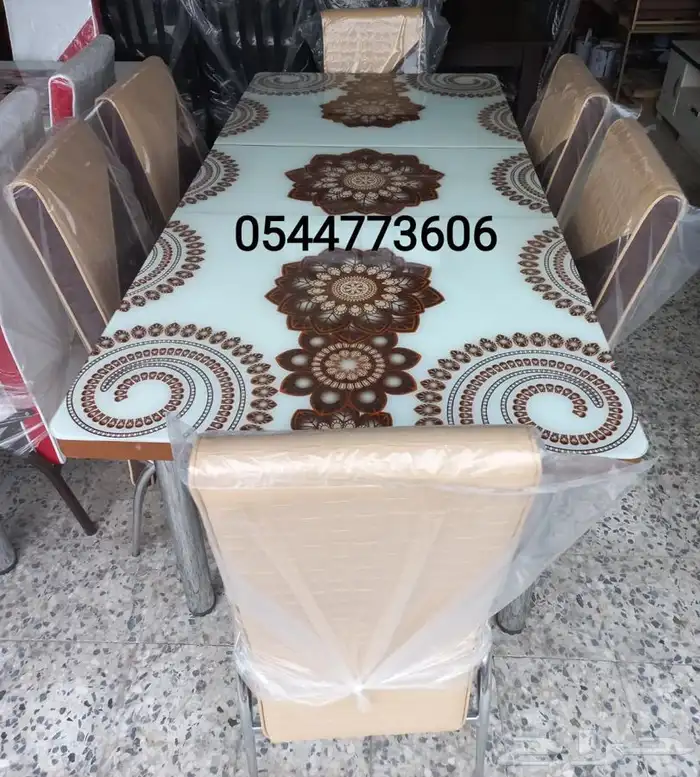 طاولة طعام 10