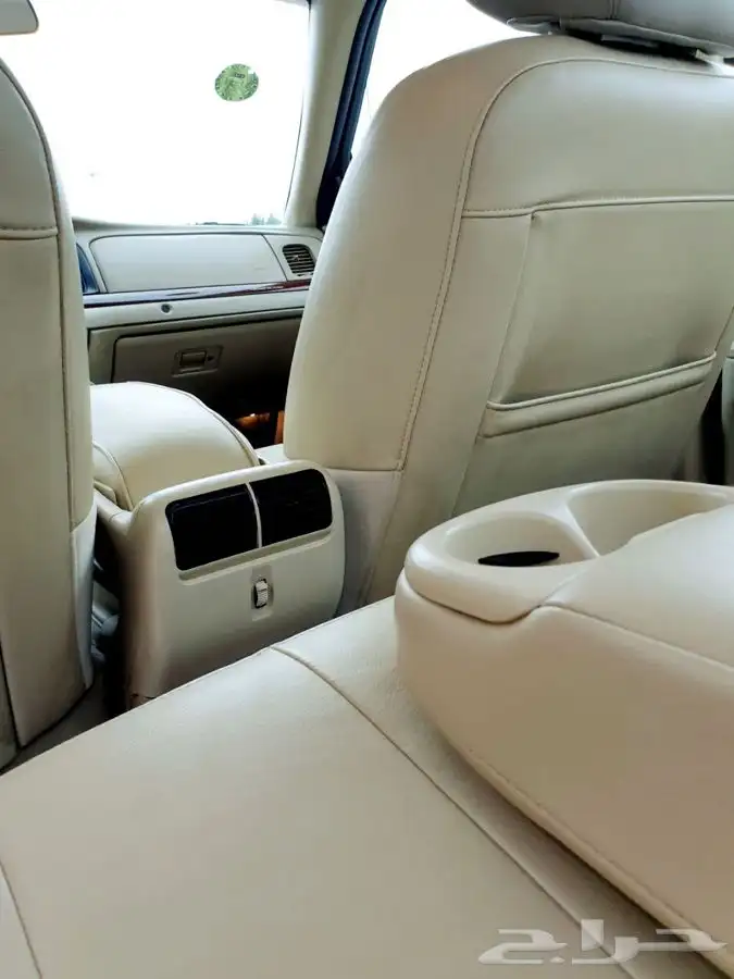 (مباع) فورد فكتوريا 2011_مخزن 11