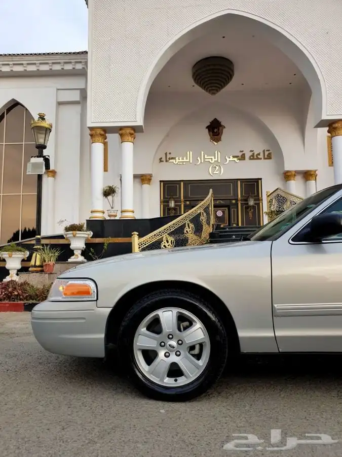 (مباع) فورد فكتوريا 2011_مخزن 7