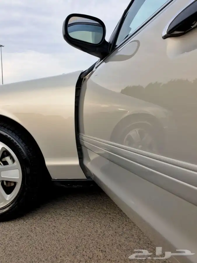 (مباع) فورد فكتوريا 2011_مخزن 5