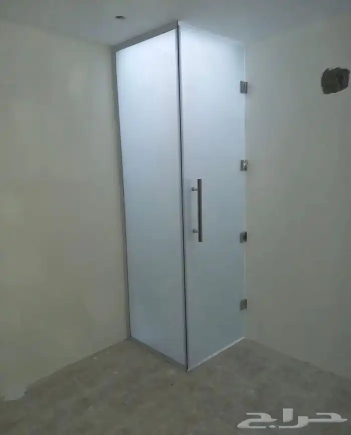 زجاج سيكوريت ومرايات ديكور 75