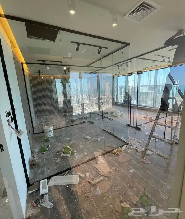 زجاج سيكوريت ومرايات ديكور 82
