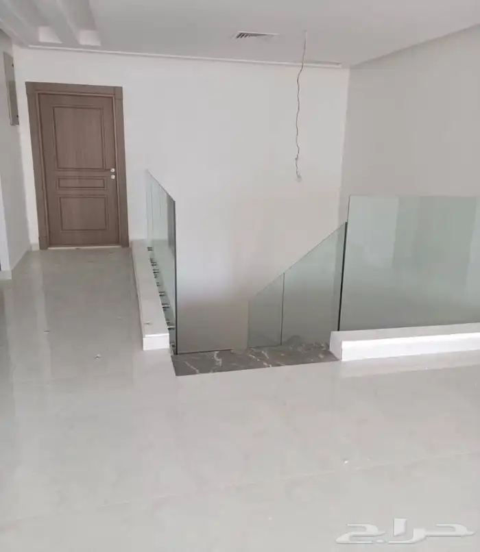 زجاج سيكوريت ومرايات ديكور 86