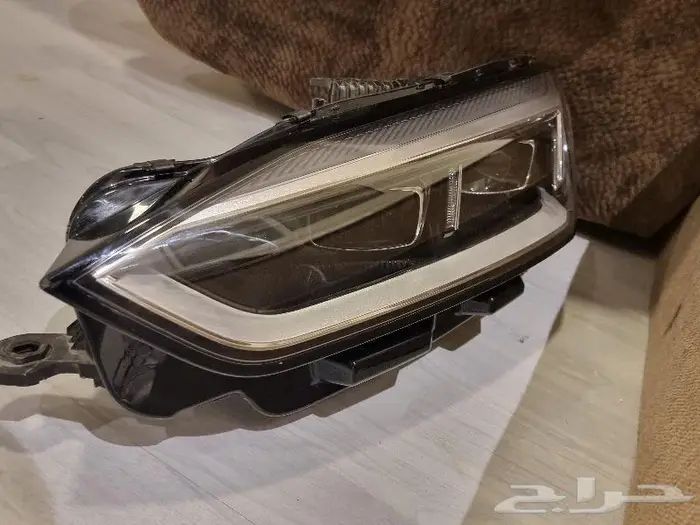 شمعة يسار اودي A5 2021 10