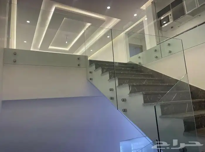 زجاج سيكوريت ومرايات ديكور 87
