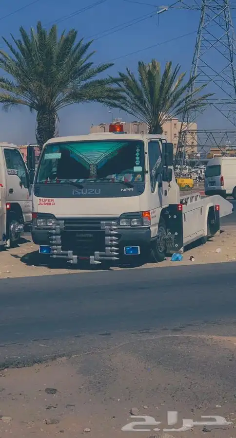 سطحه بيشه .لنقل السيارات داخل المنطقه وخارجها 0