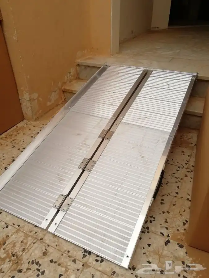 ممر درج للكراسي منحدر درج للكراسي المتخركة 9