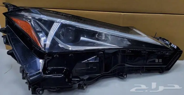 شمعه لكزس UX ليين2020 2022 اصلي وكاله 1