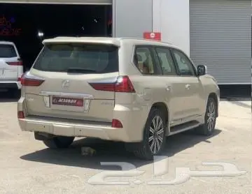 إصطبات لكزس سوبر سبورت 2018 LX570 2