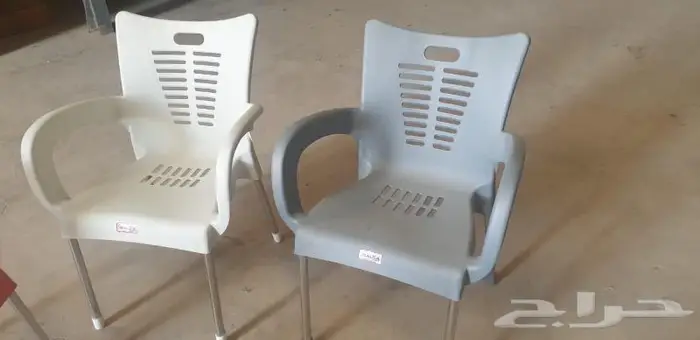 كرأسي وطاولات جديده للبيع بسعر مغري 2