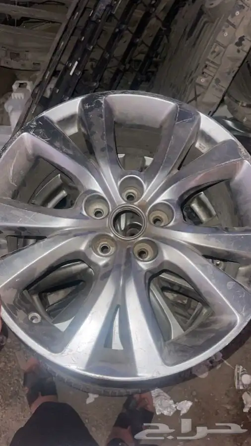 يوحد لدي قطع غيار مازدا و تويوتا و لكزس و هوندا و هونداي 9