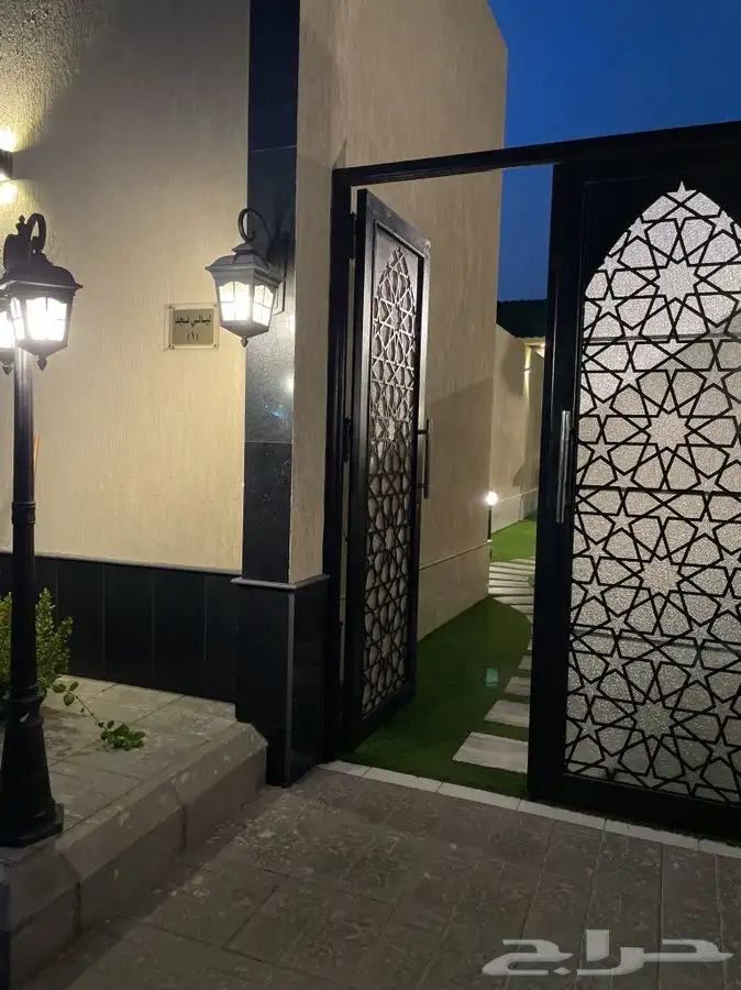 استراحة فاخرة وجميلة في ابحر الشمالية 0