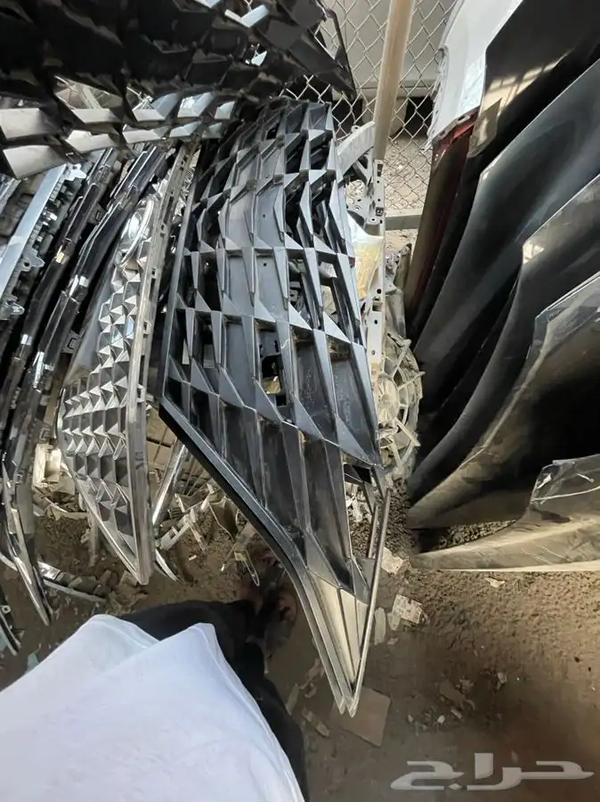 يوحد لدي قطع غيار مازدا و تويوتا و لكزس و هوندا و هونداي 18