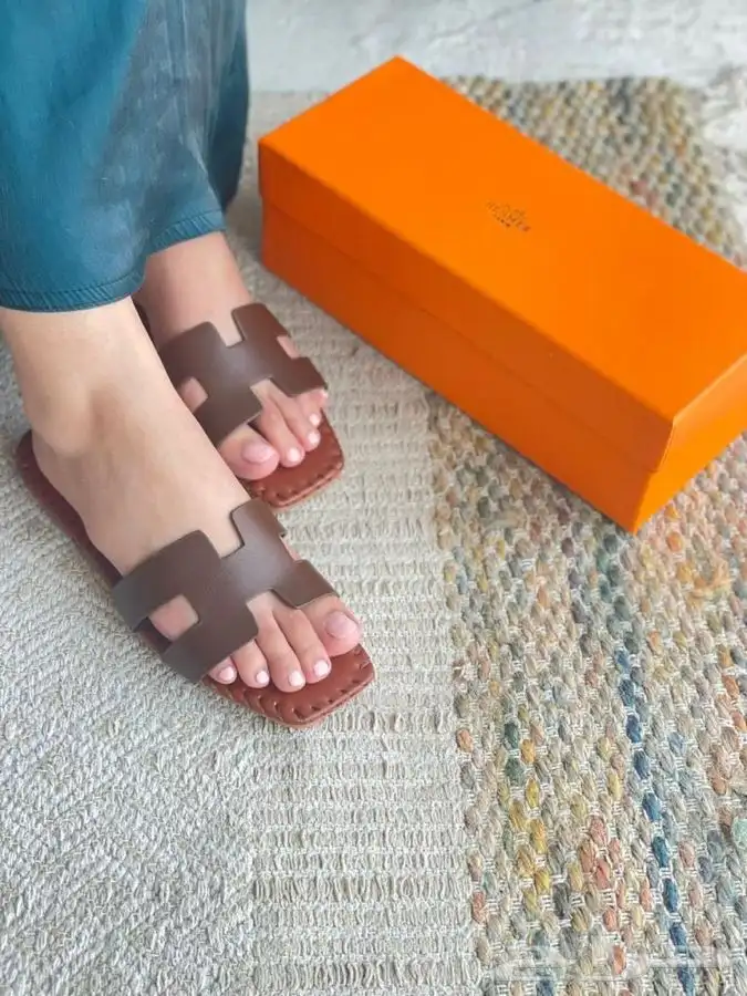 شوزات سبورت درجه اولى شنط (المدارس والجامعات والدوامات ) 38