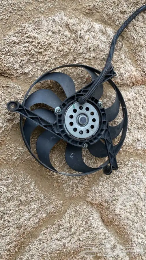 قطع سكودا اوكتافيا ( اسكودا ) وفلوكس واجن وجولف واودي)A4) 71