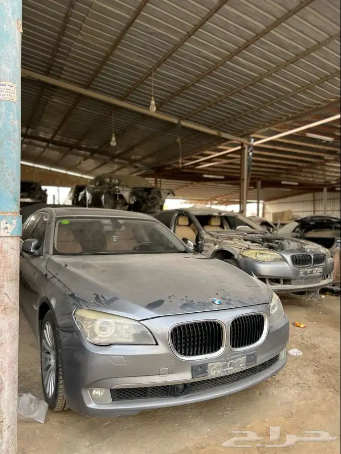 بي ام دبليو 750 2011 5