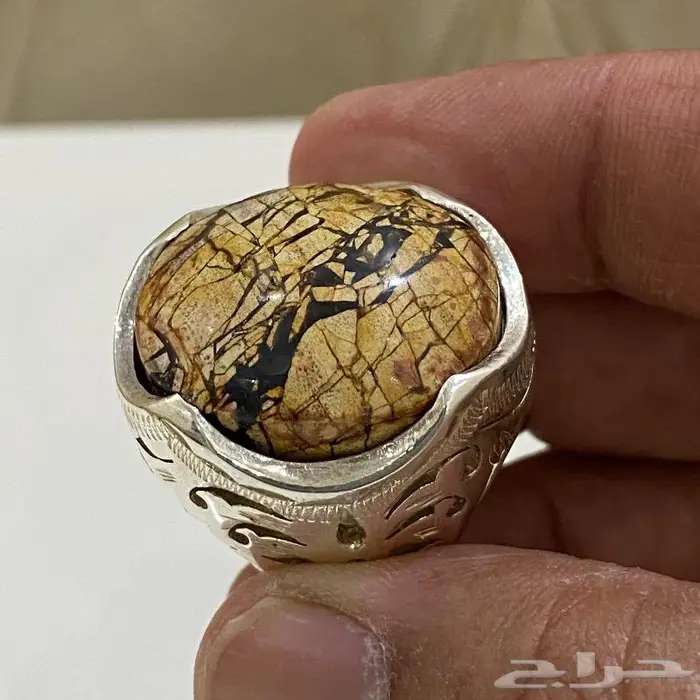 خاتم عقيق يماني خامة الملوك جزع خرائطي ملكي 1
