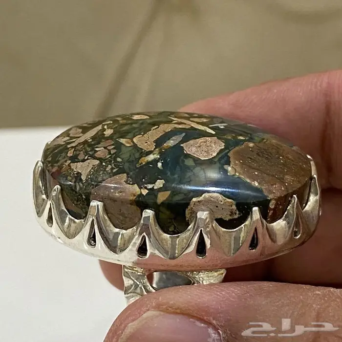 خاتم ملكي عقيق يماني جيشي اللون مهيب المنظر 15