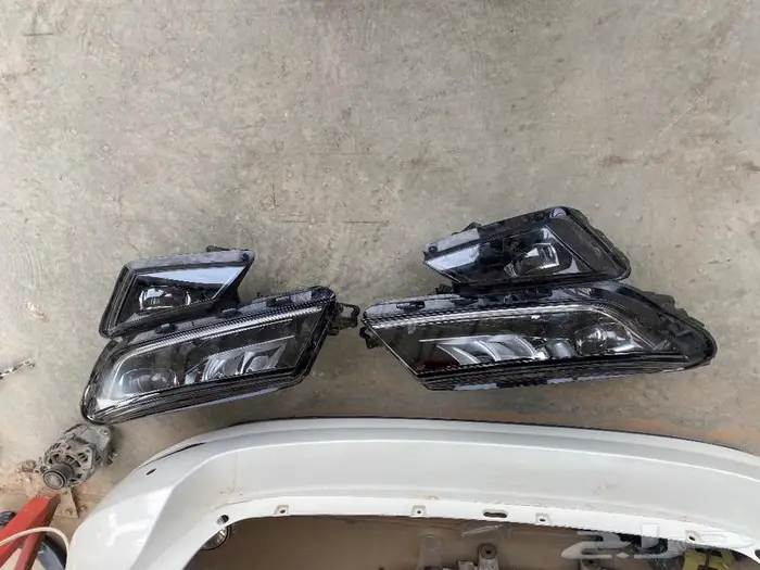 للبيع شمعات سكودا 0