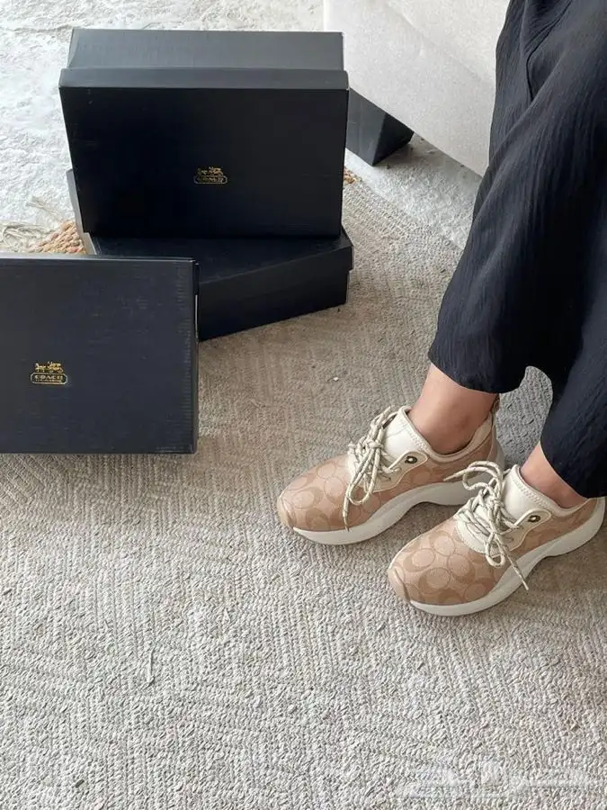 دبل كارتير اساور شنط درجه اولى شنط مدرسه شوزات مدرسه سبورت 81