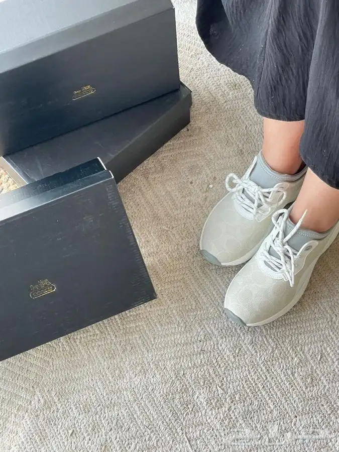 دبل كارتير اساور شنط درجه اولى شنط مدرسه شوزات مدرسه سبورت 74