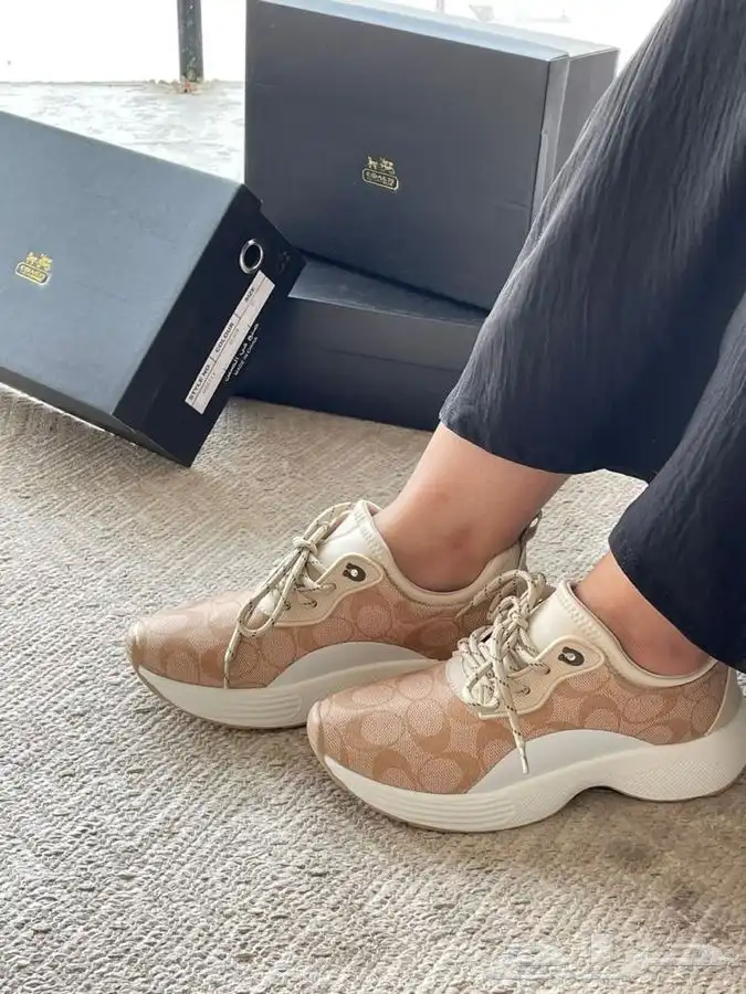 دبل كارتير اساور شنط درجه اولى شنط مدرسه شوزات مدرسه سبورت 72