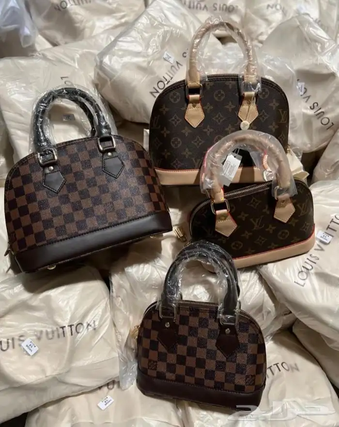 دبل كارتير اساور شنط درجه اولى شنط مدرسه شوزات مدرسه سبورت 90