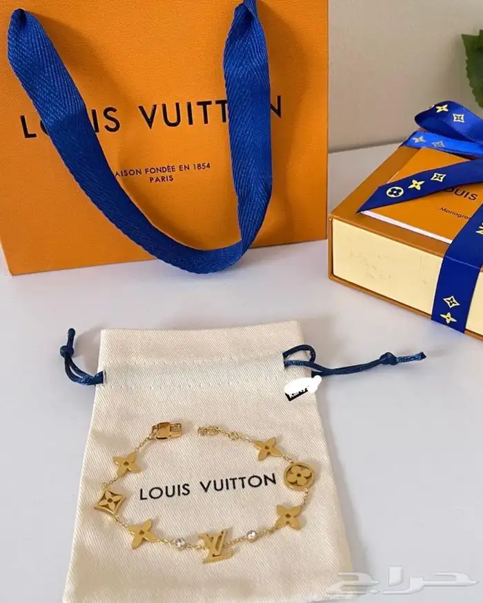 دبل كارتير اساور شنط درجه اولى شنط مدرسه شوزات مدرسه سبورت 35