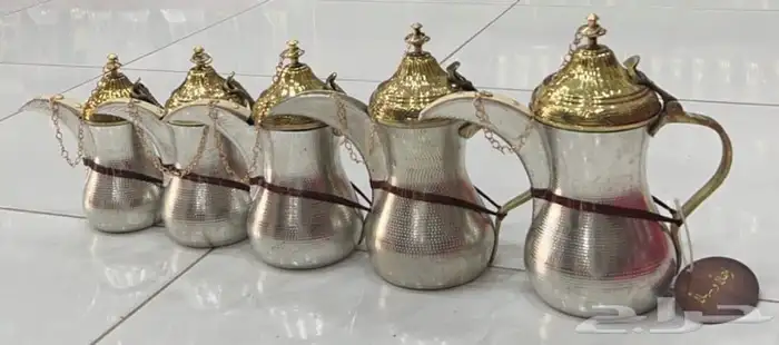 تنظيف و تلميع دلال و نحاسيات 1