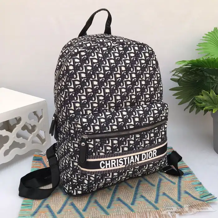 دبل كارتير اساور شنط درجه اولى شنط مدرسه شوزات مدرسه سبورت 53