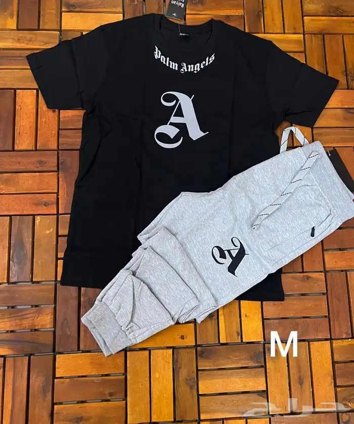 ملابس رجاليه اطقم بسعر الجمله 6