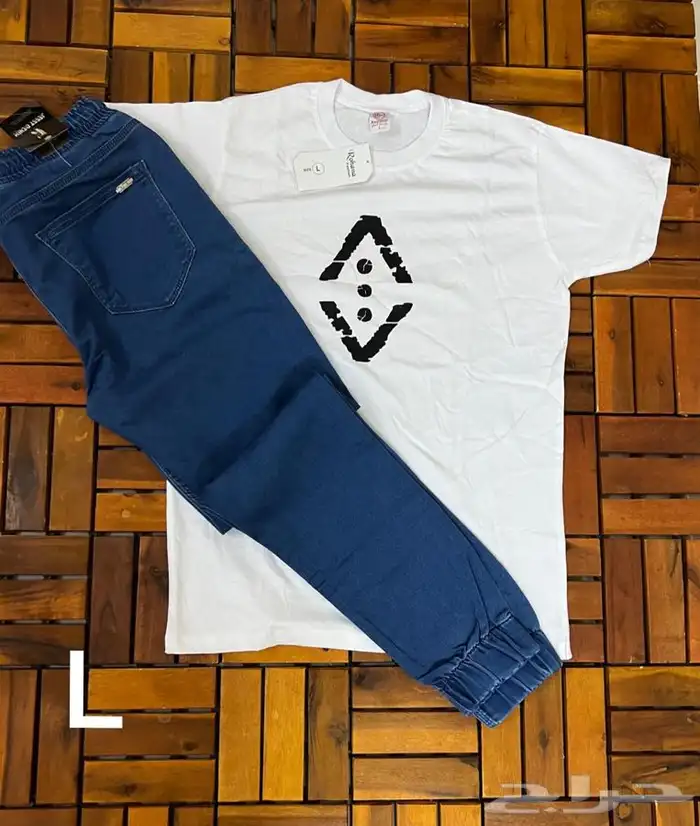 ملابس رجاليه اطقم بسعر الجمله 36