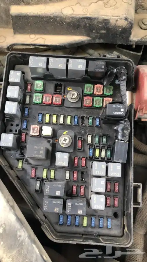 للبيع علب فيوزات يوكن اكاديا تاهو 12