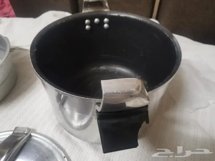 قدر ضغط سب معدن 10من الداخل تيفال.. 1