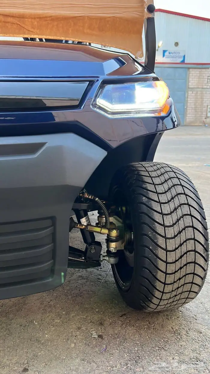 كراون قولف كار 8