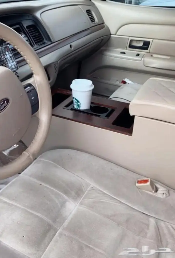 تكايات لنكون وفكتوريا وماركيز 16