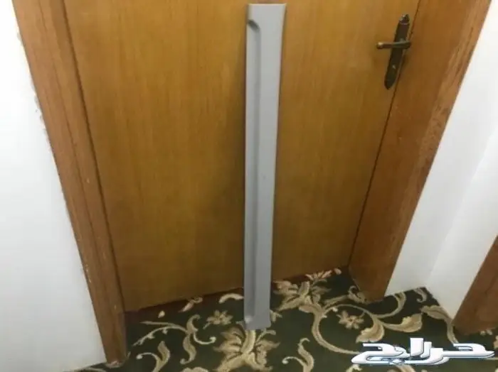 للبيع قطع غيار تويوتا هايلوكس موديل 2015 3