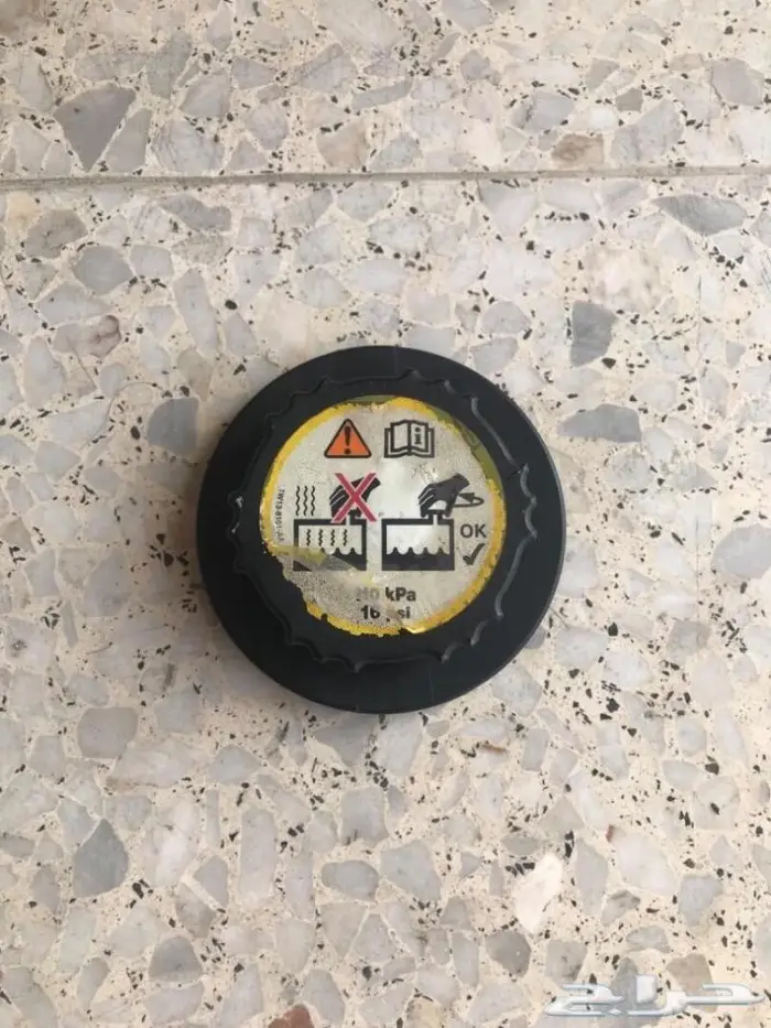 للبيع قطع غيار فورد جراند ماركيز موديل 2002 0