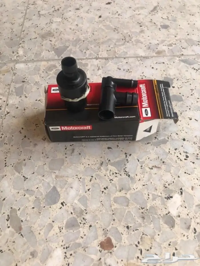 للبيع قطع غيار فورد جراند ماركيز موديل 2002 1