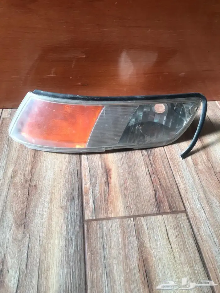 للبيع قطع غيار فورد جراند ماركيز موديل 2002 18