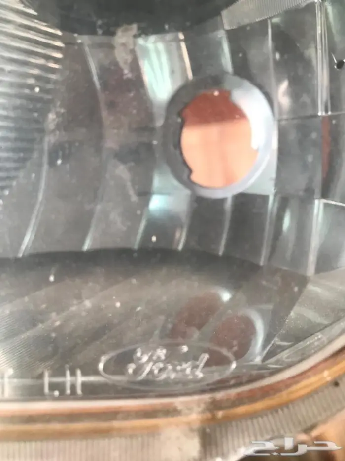 للبيع قطع غيار فورد جراند ماركيز موديل 2002 19