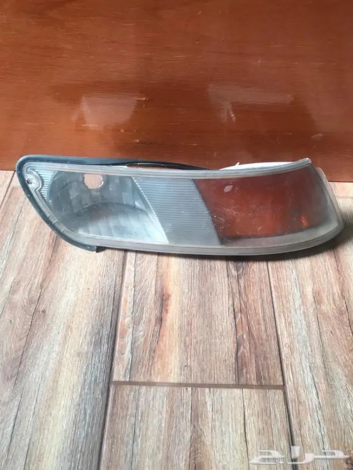 للبيع قطع غيار فورد جراند ماركيز موديل 2002 21