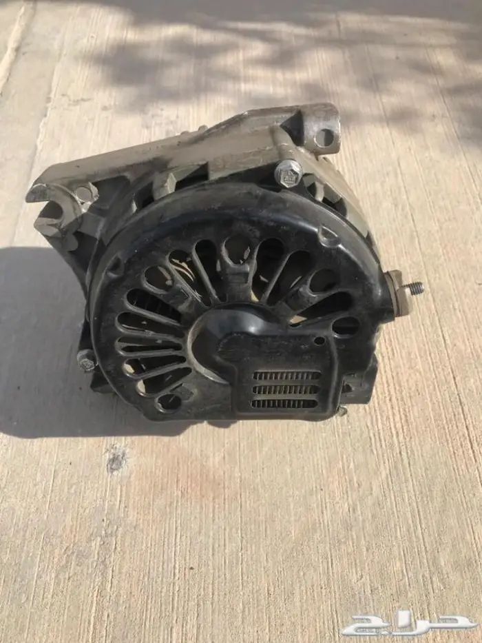 للبيع قطع غيار فورد جراند ماركيز موديل 2002 14